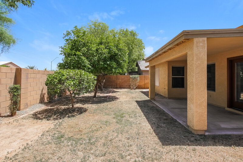 2,085/Mo, 21665 N 91st Dr Peoria, AZ 85382 Rear View