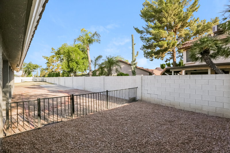 2,490/Mo, 1214 E Greenway Cir Mesa, AZ 85203 Exterior View