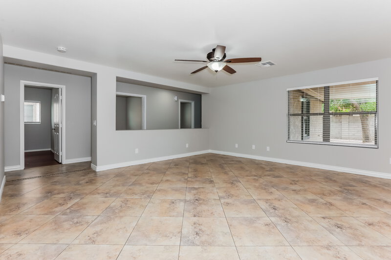 2,515/Mo, 3914 S Ponderosa Dr Gilbert, AZ 85297 Family Room View