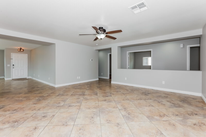 2,515/Mo, 3914 S Ponderosa Dr Gilbert, AZ 85297 Family Room View 3