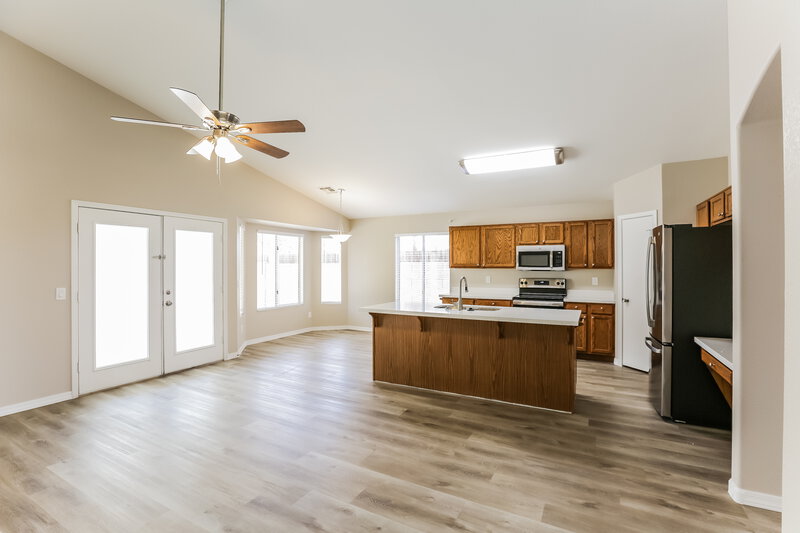 2,405/Mo, 17877 N 85th Ln Peoria, AZ 85382 Dining Room View