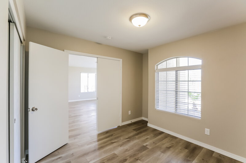 2,405/Mo, 17877 N 85th Ln Peoria, AZ 85382 Office View