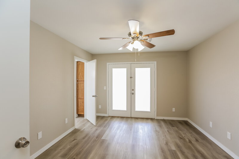 2,405/Mo, 17877 N 85th Ln Peoria, AZ 85382 Main Bedroom View