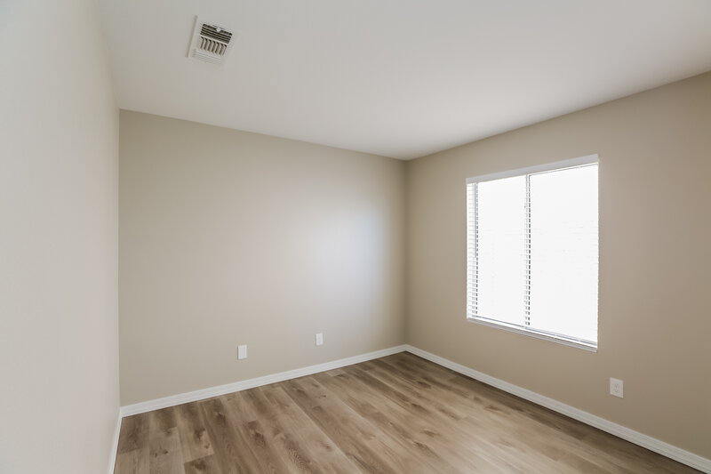 2,405/Mo, 17877 N 85th Ln Peoria, AZ 85382 Bedroom View 2