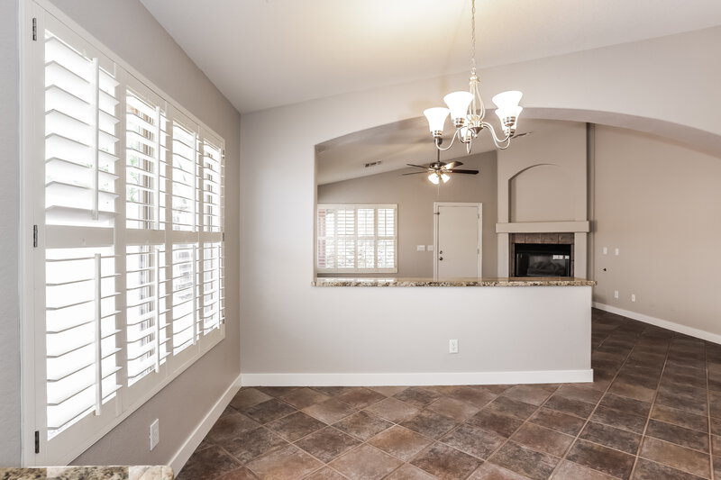 2,350/Mo, 22851 N 103rd Ln Peoria, AZ 85383 Dining Room View