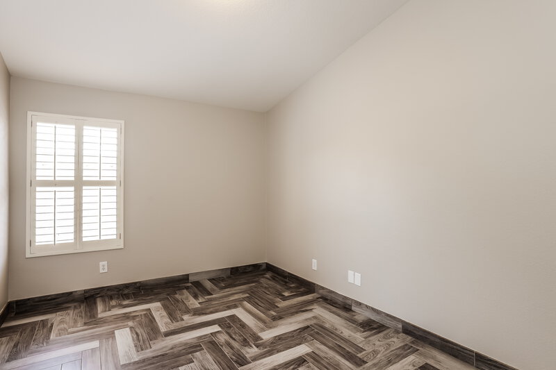 2,350/Mo, 22851 N 103rd Ln Peoria, AZ 85383 Bedroom View 3