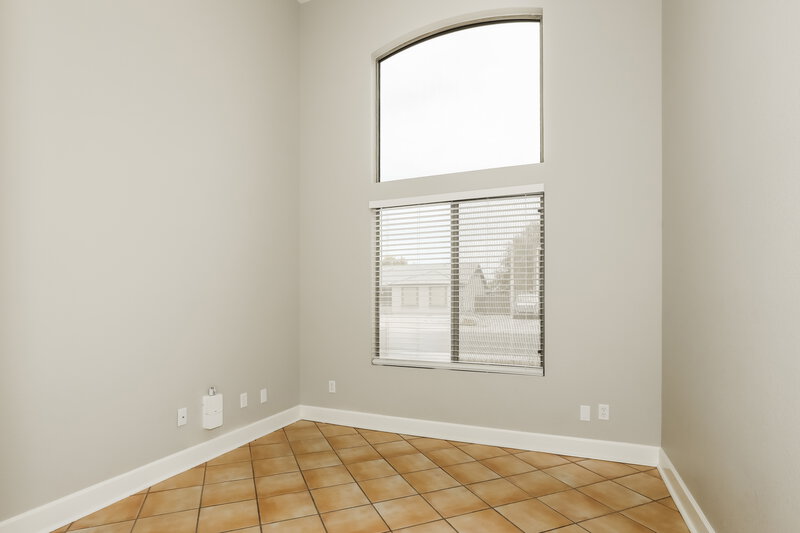 2,150/Mo, 10757 W Angels Ln Sun City, AZ 85373 Dining Room View