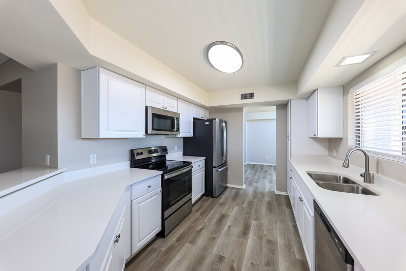 2,755/Mo, 7041 W McRae Way Glendale, AZ 85308 Misc View 8