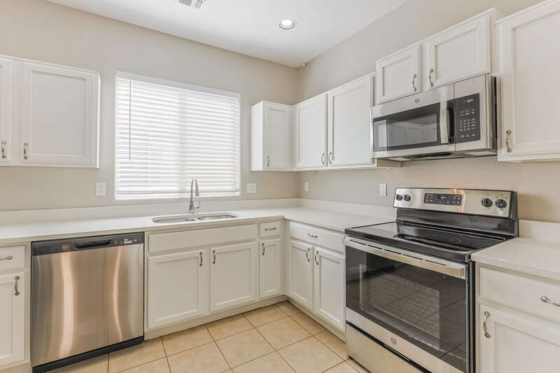 2,265/Mo, 10825 E Boston St Apache Junction, AZ 85120 Kitchen View