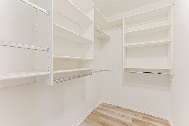 2,925/Mo, 4526 E Towne Ln Gilbert, AZ 85234 Walk In Closet View