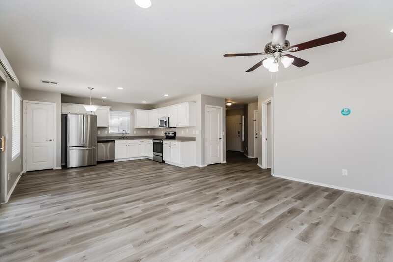 3,580/Mo, 23932 N Pablo Ct Sun City, AZ 85373 Living Room View 2