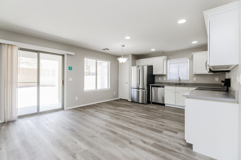 3,580/Mo, 23932 N Pablo Ct Sun City, AZ 85373 Kitchen View