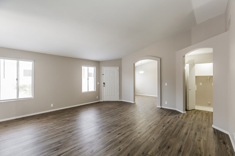 2,110/Mo, 8871 W Morningside Dr Peoria, AZ 85382 Living Room View 2