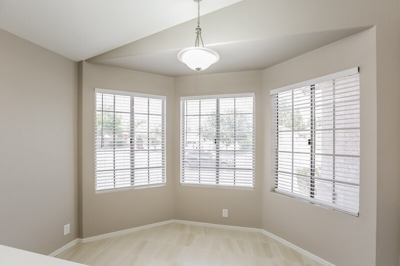 2,110/Mo, 8871 W Morningside Dr Peoria, AZ 85382 Breakfast Nook View