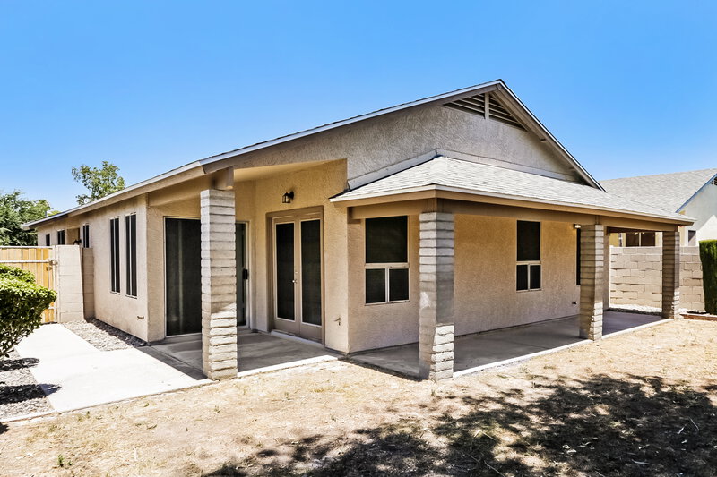 2,110/Mo, 8871 W Morningside Dr Peoria, AZ 85382 Rear View 2