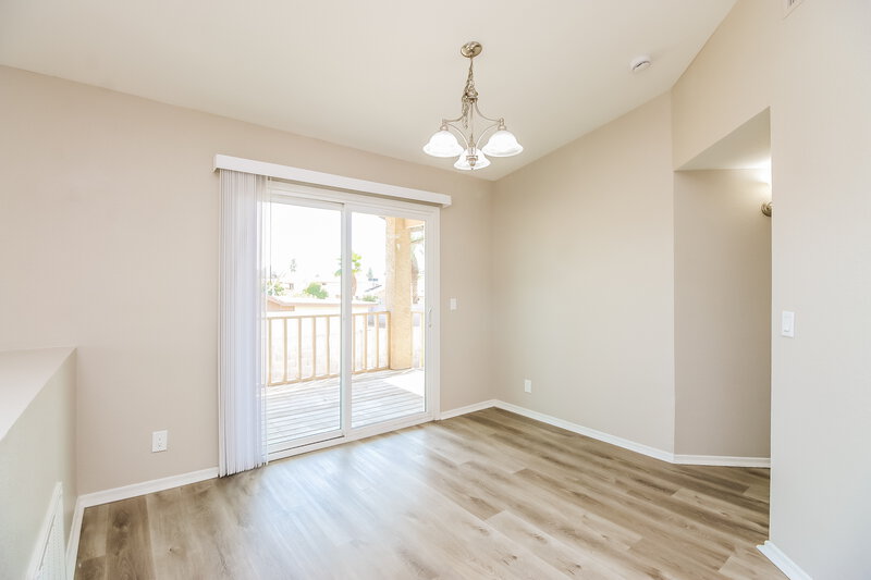 2,435/Mo, 1040 N Palm St Gilbert, AZ 85234 Dining Room View