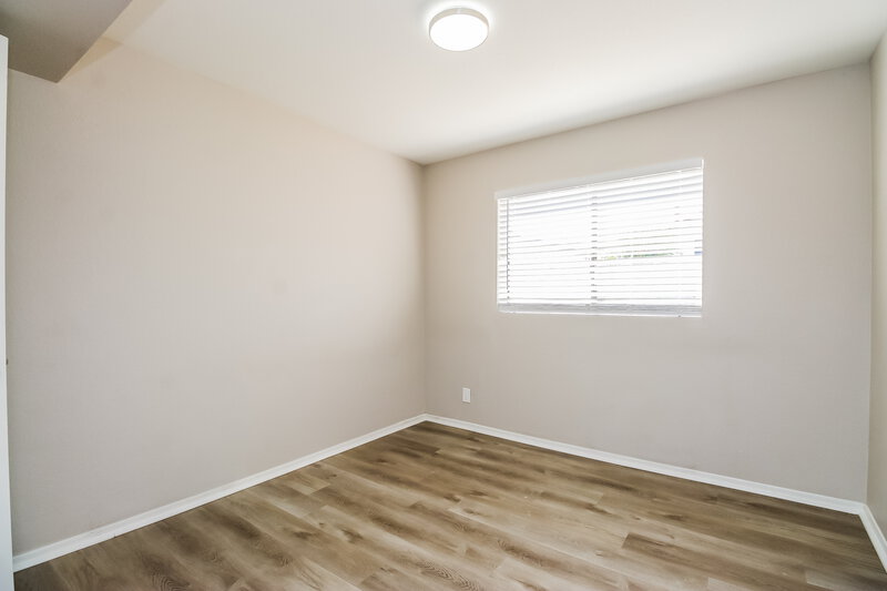 2,435/Mo, 1040 N Palm St Gilbert, AZ 85234 Bedroom View 3