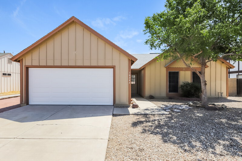 1,885/Mo, 16245 N 63rd Dr Glendale, AZ 85306 External View