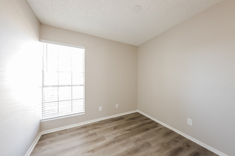 1,885/Mo, 16245 N 63rd Dr Glendale, AZ 85306 Bedroom View