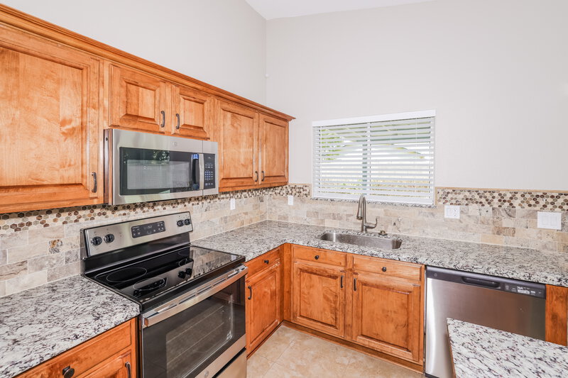 2,405/Mo, 3028 W Rose Garden Ln Phoenix, AZ 85027 Kitchen View