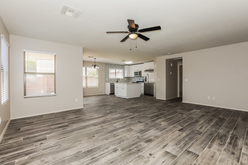 2,250/Mo, 6144 S Wilson Dr Chandler, AZ 85249 Living Room View 3