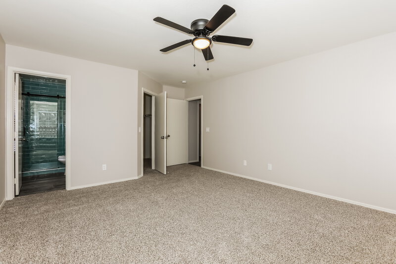 2,250/Mo, 6144 S Wilson Dr Chandler, AZ 85249 Main Bedroom View 2