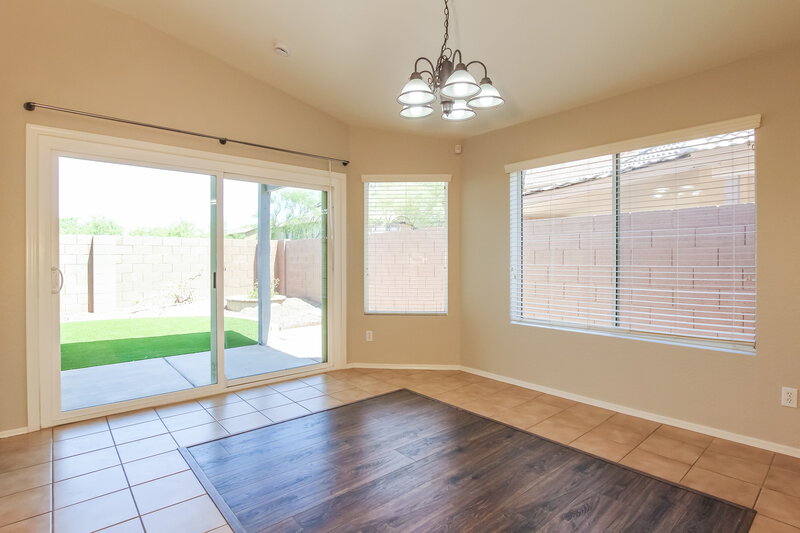 2,225/Mo, 2145 E Danbury Rd Phoenix, AZ 85022 Dining Room View