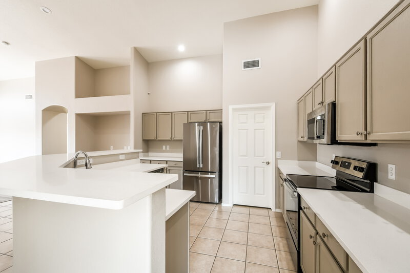 2,605/Mo, 6833 W Saddlehorn Rd Peoria, AZ 85383 Kitchen View