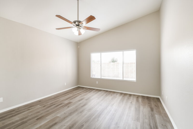 2,605/Mo, 6833 W Saddlehorn Rd Peoria, AZ 85383 Main Bedroom View