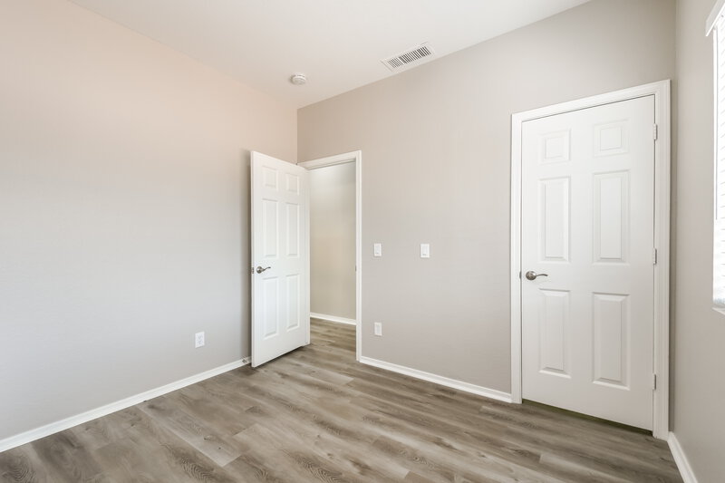 2,605/Mo, 6833 W Saddlehorn Rd Peoria, AZ 85383 Bedroom View 3