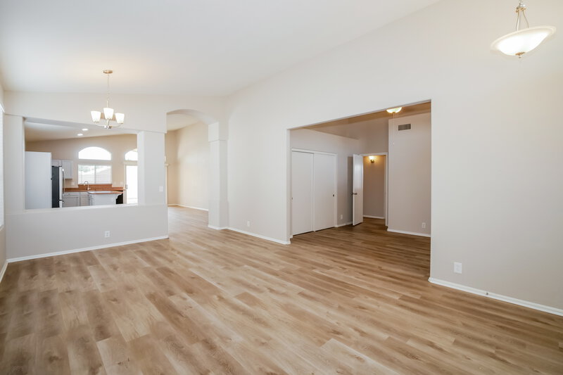 2,745/Mo, 1069 W Glenmere Dr Chandler, AZ 85224 Living Room View