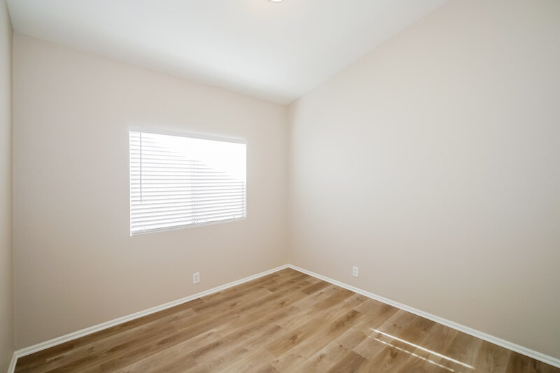 2,745/Mo, 1069 W Glenmere Dr Chandler, AZ 85224 Bedroom View 2