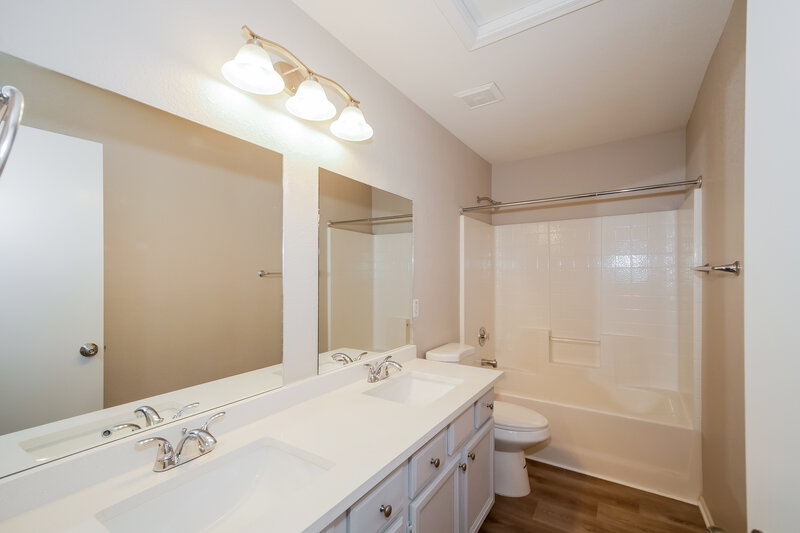 2,745/Mo, 1069 W Glenmere Dr Chandler, AZ 85224 Bathroom View