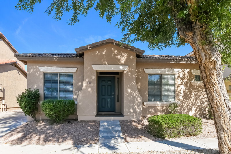 1,960/Mo, 327 N 76th Pl Mesa, AZ 85207 External View