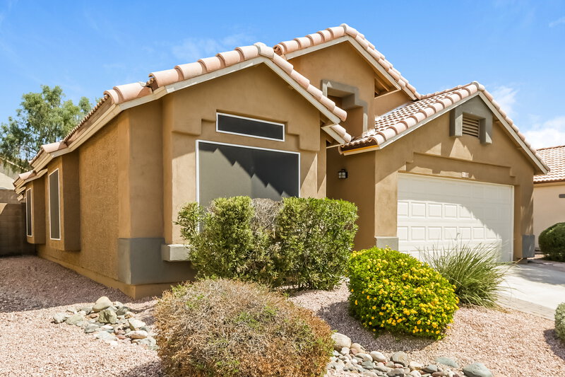 2,415/Mo, 2118 E Rockwood Dr Phoenix, AZ 85024 Front View