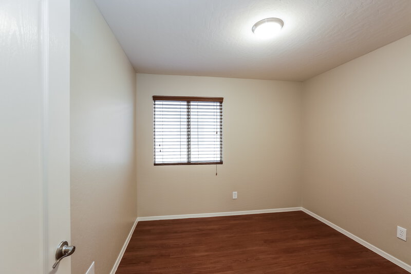 2,415/Mo, 2118 E Rockwood Dr Phoenix, AZ 85024 Bedroom View 2
