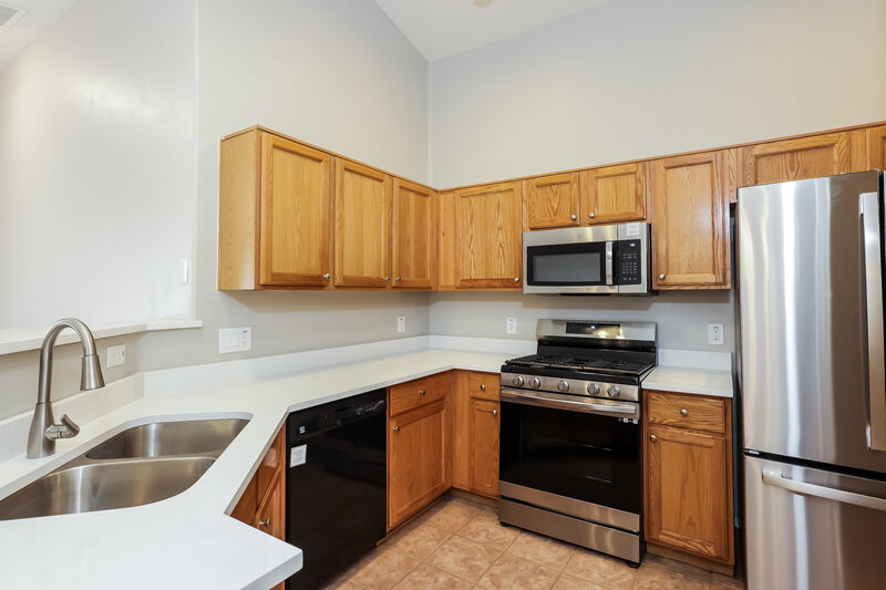 2,085/Mo, 7413 W Emile Zola Ave Peoria, AZ 85381 Kitchen View