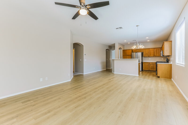 2,620/Mo, 3131 E Country Shadows St Gilbert, AZ 85298 Living Room View