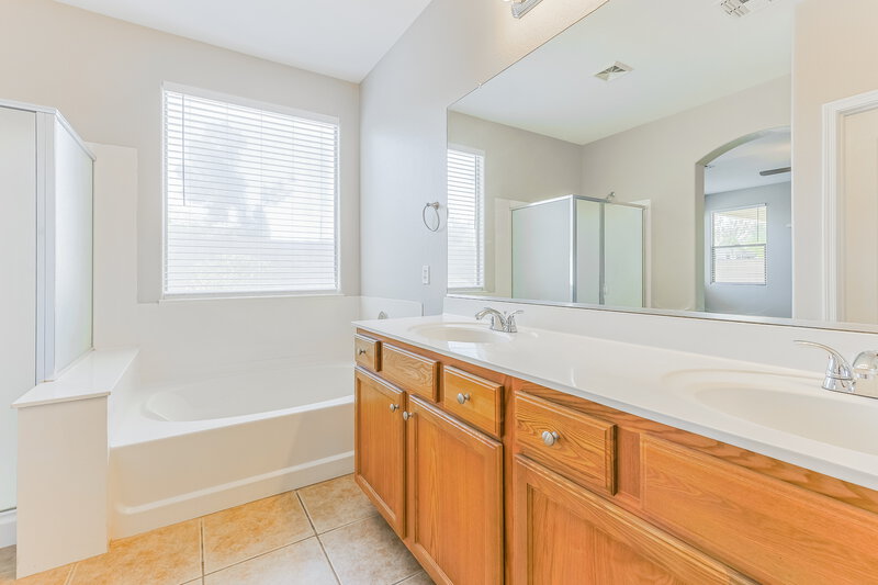 2,620/Mo, 3131 E Country Shadows St Gilbert, AZ 85298 Main Bathroom View