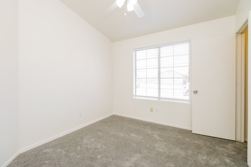 2,335/Mo, 410 E Del Rio St Chandler, AZ 85225 Bedroom View 2