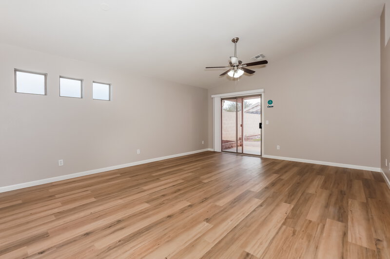 2,810/Mo, 1141 W 18th Ave Apache Junction, AZ 85120 Living Room View
