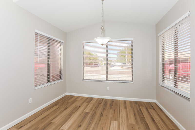 2,810/Mo, 1141 W 18th Ave Apache Junction, AZ 85120 Dining Room View
