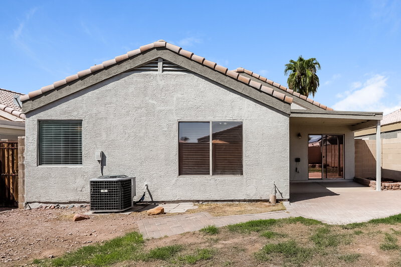 2,810/Mo, 1141 W 18th Ave Apache Junction, AZ 85120 Rear View