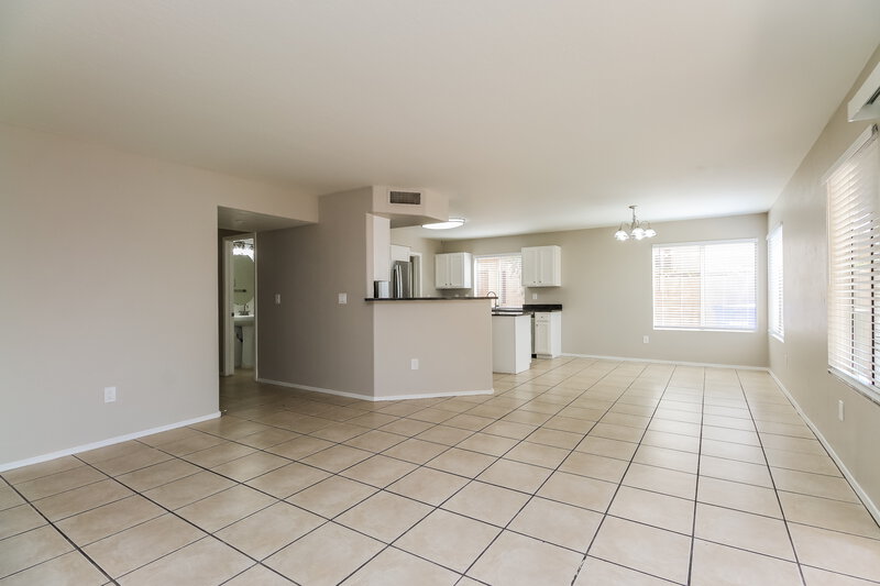 2,850/Mo, 773 E Kesler Ln Chandler, AZ 85225 Living Room View