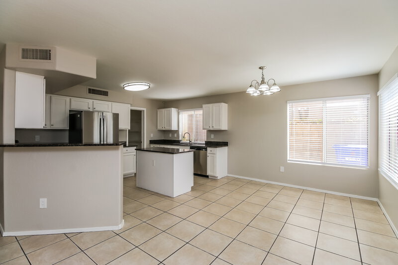2,850/Mo, 773 E Kesler Ln Chandler, AZ 85225 Dining Room View