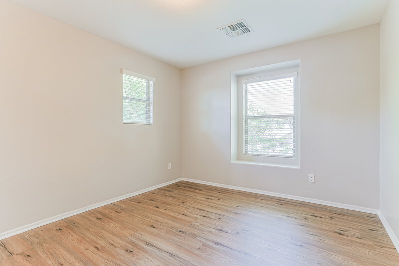 2,010/Mo, 5848 E Grove Ave Mesa, AZ 85206 Bedroom View