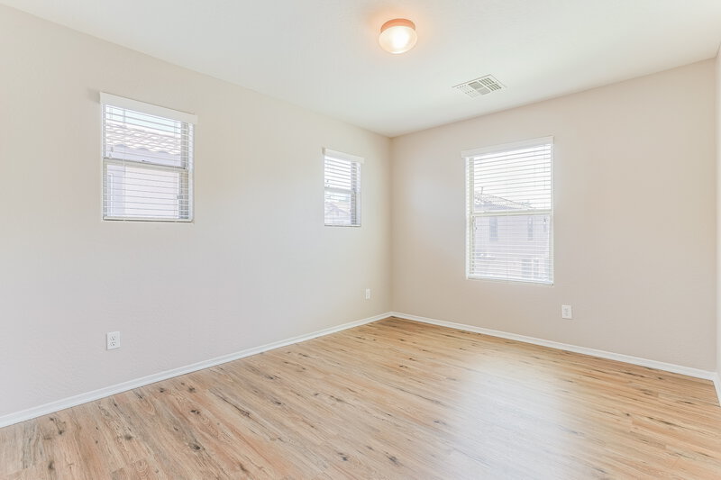 2,010/Mo, 5848 E Grove Ave Mesa, AZ 85206 Bedroom View 2