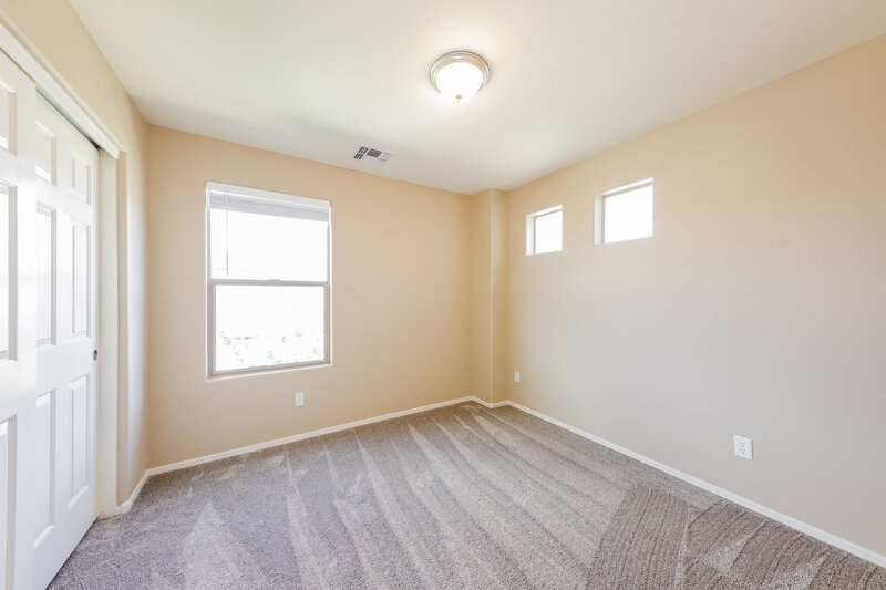 2,340/Mo, 30268 N 73rd Ln Peoria, AZ 85383 Bedroom View