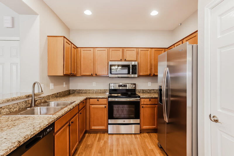 2,030/Mo, 17874 N 114th Ln Surprise, AZ 85378 Kitchen View