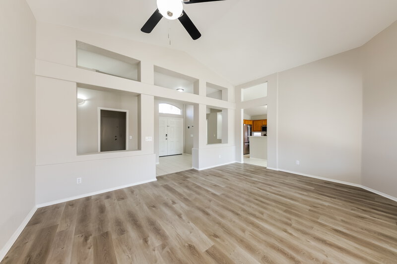 2,150/Mo, 8819 W Kings Ave Peoria, AZ 85382 Living Room View 2